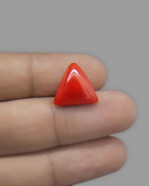 Natural   Gemstone Natural Certified ( lal moonga ) Triangle Shape  Munga Gemstone 2.25 Carat to 15 Carat